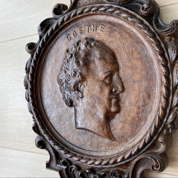 SOLD Boston Syroco Wood Goethe Lord Byron Wall Plaques Vintage - Picture 5 of 8